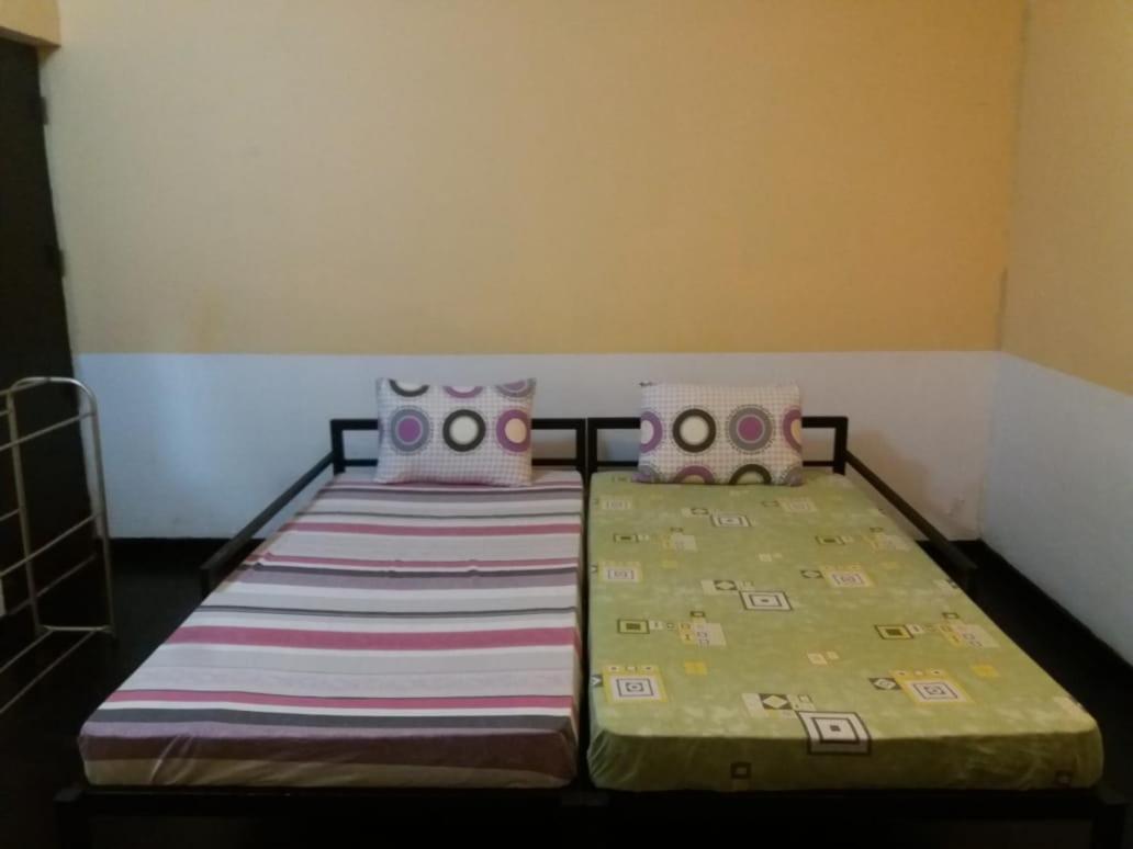 Mazz Homestay Негомбо Екстер'єр фото