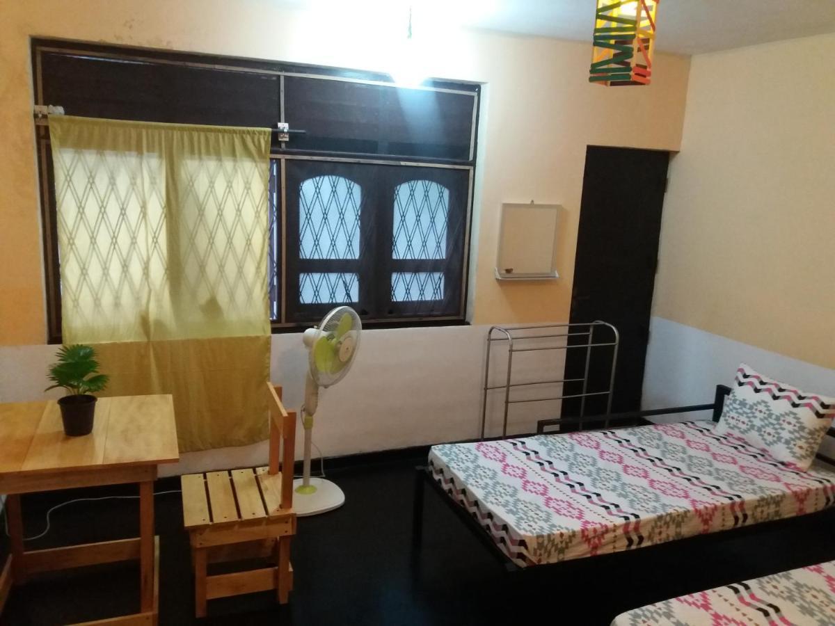 Mazz Homestay Негомбо Екстер'єр фото